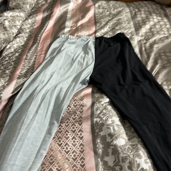 Two-tone, two piece set gray & black size XL - Picture 9 of 10